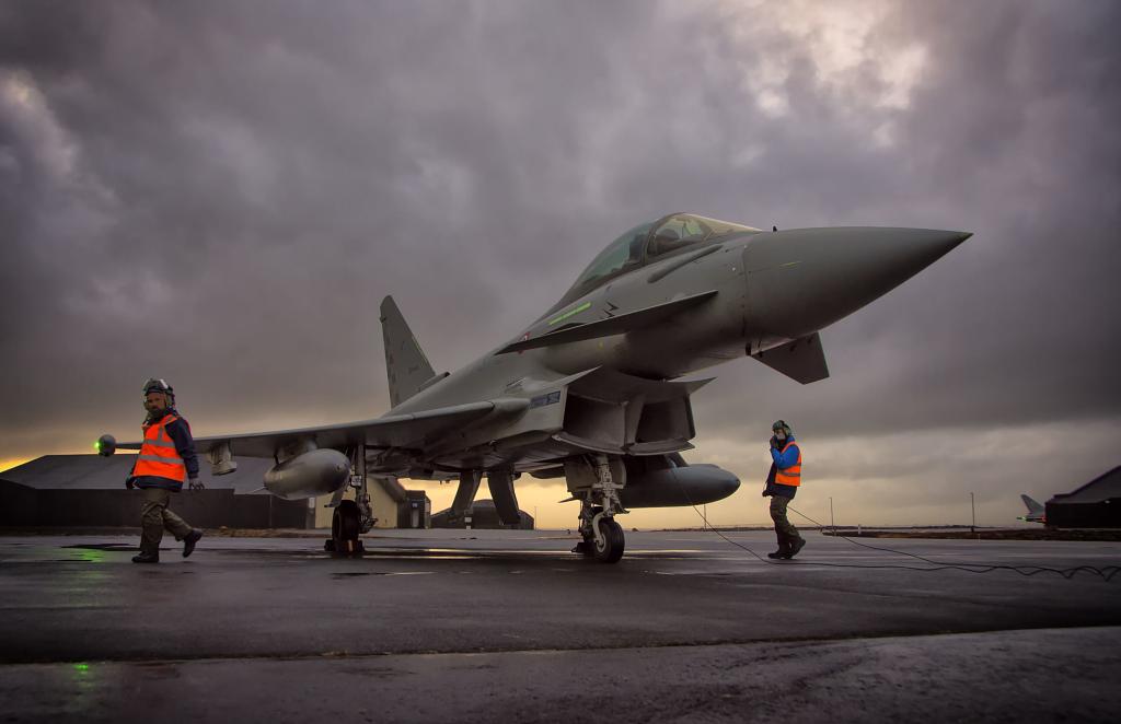 Eurofighter Typhoon Simulator